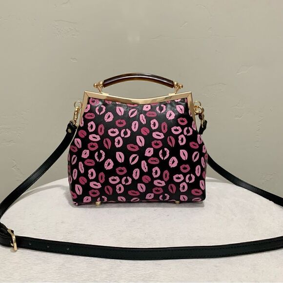 Handmade Genuine Leather Lips👄 Print, Double Kisslock Bag & Small Clutch Set - Picture 10 of 16